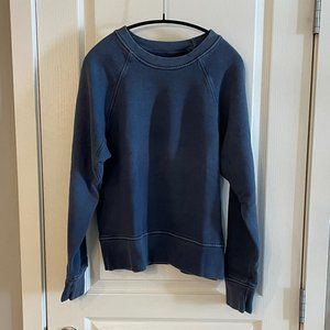 Raglan Sweatshirt in Faded Blue (Size Small) by imogene + willie